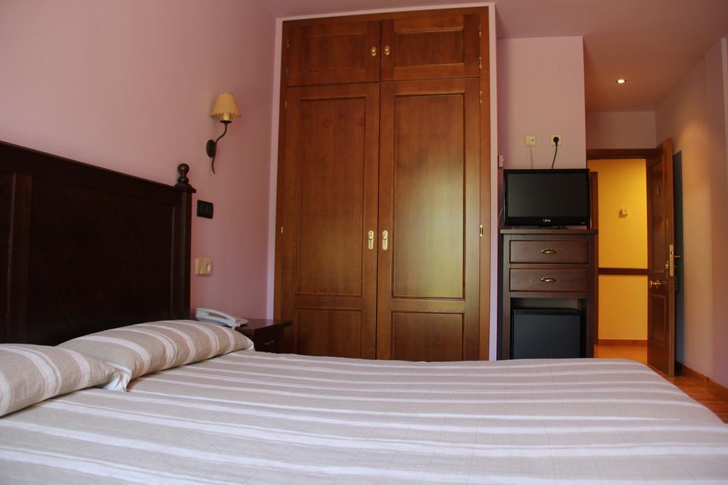 Hotel Rantiner Taull Luaran gambar