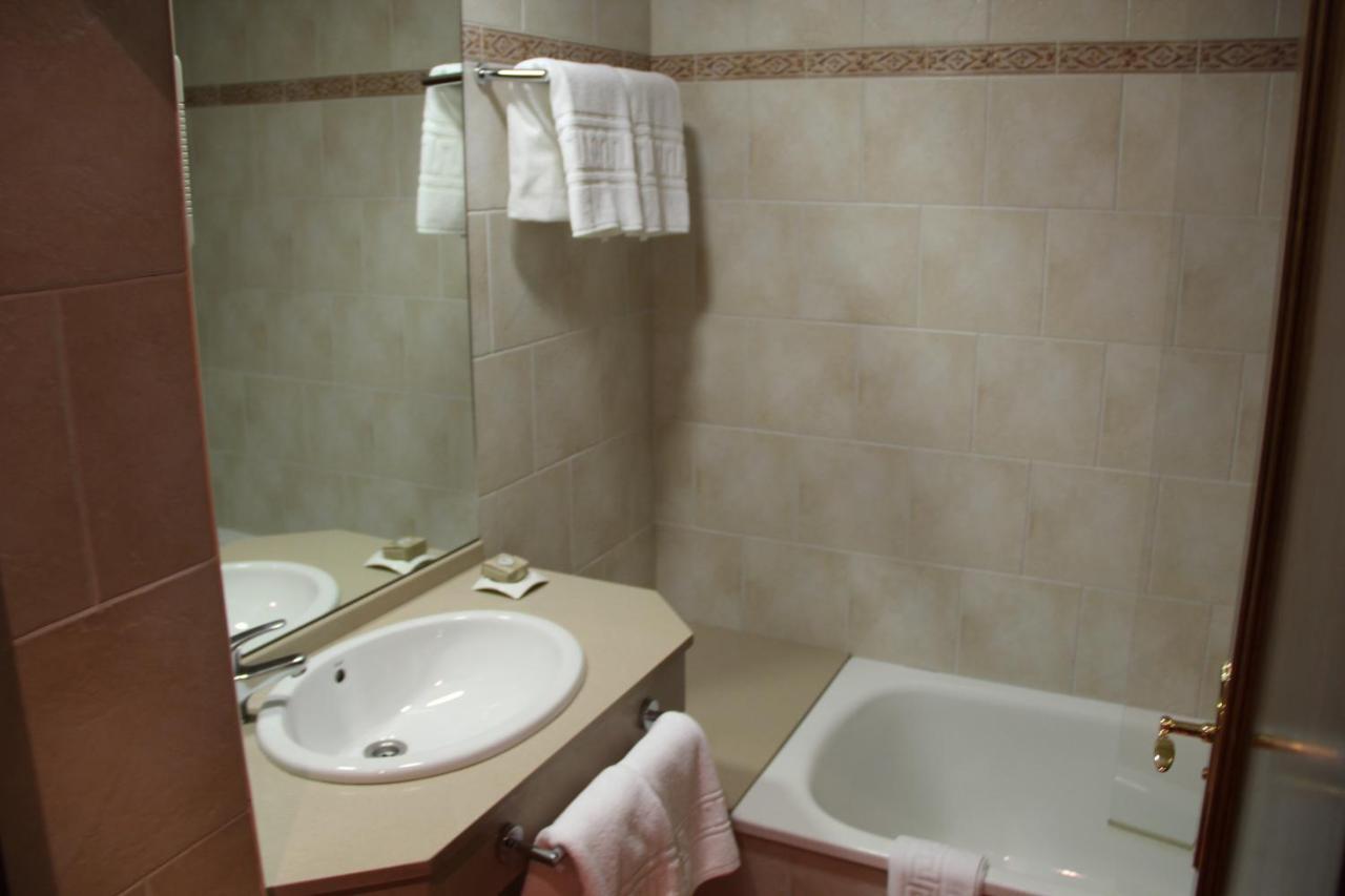 Hotel Rantiner Taull Bilik gambar
